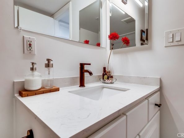 1020 Ocean Park, Santa Monica CA 90405