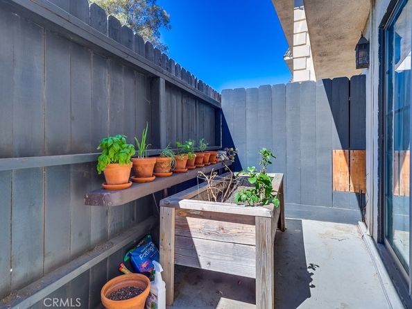 1020 Ocean Park, Santa Monica CA 90405