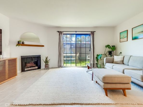 1020 Ocean Park, Santa Monica CA 90405