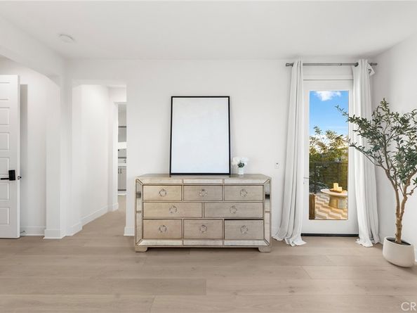 134 Aspect, Irvine CA 92618