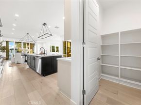 134 Aspect, Irvine CA 92618