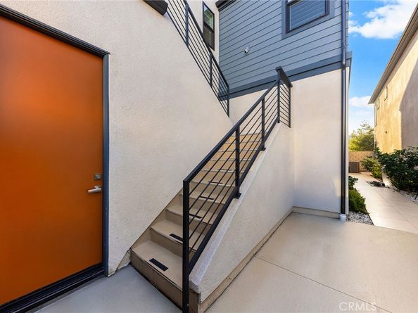 134 Aspect, Irvine CA 92618