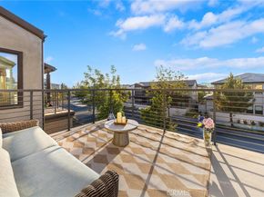 134 Aspect, Irvine CA 92618