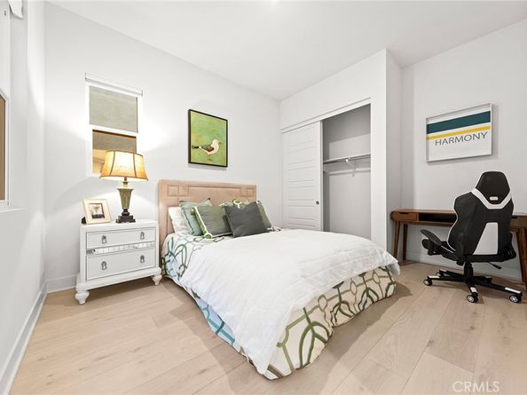 134 Aspect, Irvine CA 92618