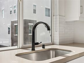 170 Fable, Irvine CA 92618