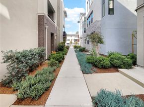 170 Fable, Irvine CA 92618