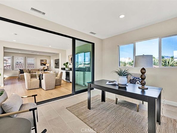 98 Pinnacle Dr, Lake Forest CA 92630