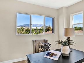 98 Pinnacle Dr, Lake Forest CA 92630