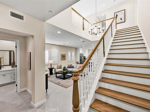 98 Pinnacle Dr, Lake Forest CA 92630