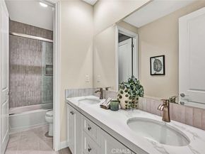 98 Pinnacle Dr, Lake Forest CA 92630