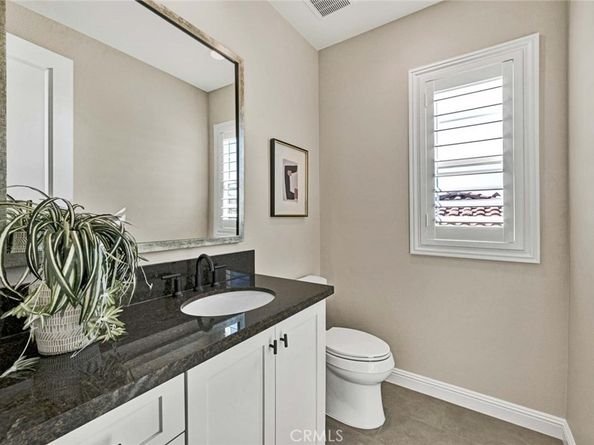 98 Pinnacle Dr, Lake Forest CA 92630