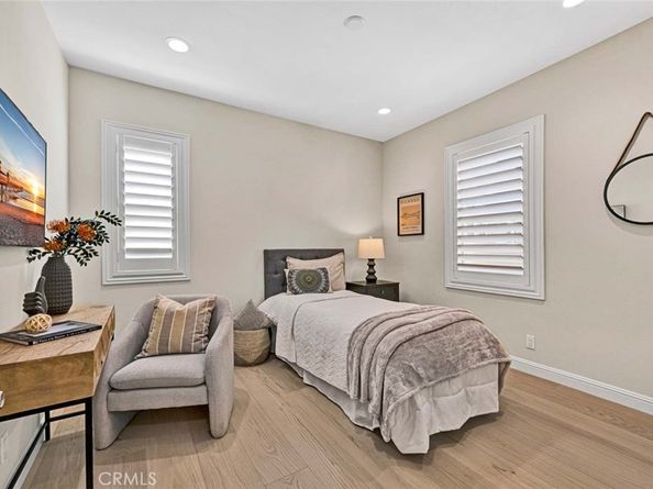 98 Pinnacle Dr, Lake Forest CA 92630