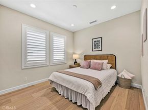 98 Pinnacle Dr, Lake Forest CA 92630