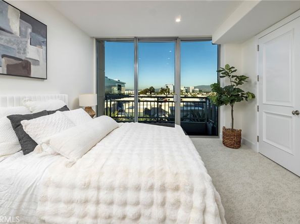 3072 Scholarship, Irvine CA 92612