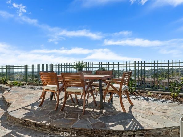15 Ravensridge, Rancho Santa Margarita CA 92679