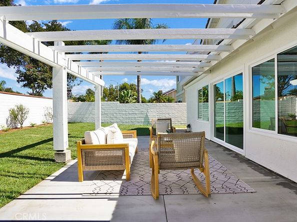 29 Carson, Irvine CA 92620
