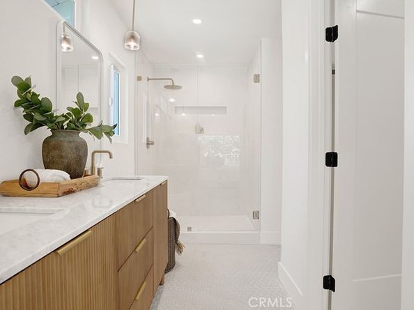 29 Carson, Irvine CA 92620