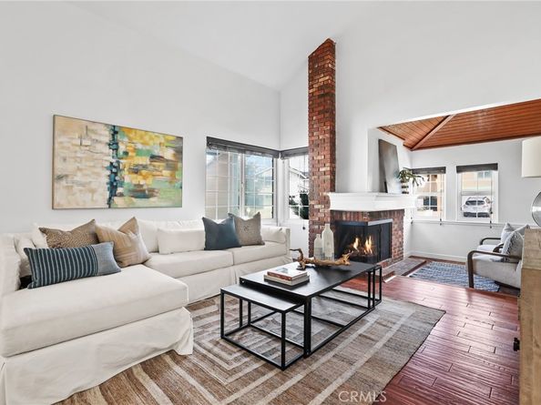 4 Aberdeen Street, Irvine CA 92620