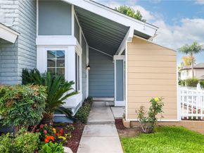 4 Aberdeen Street, Irvine CA 92620