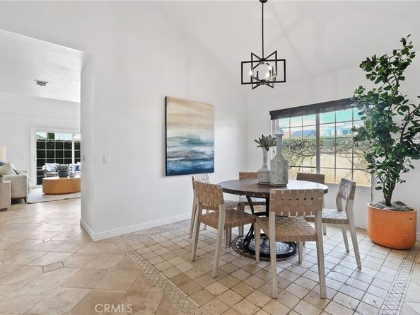4 Aberdeen Street, Irvine CA 92620