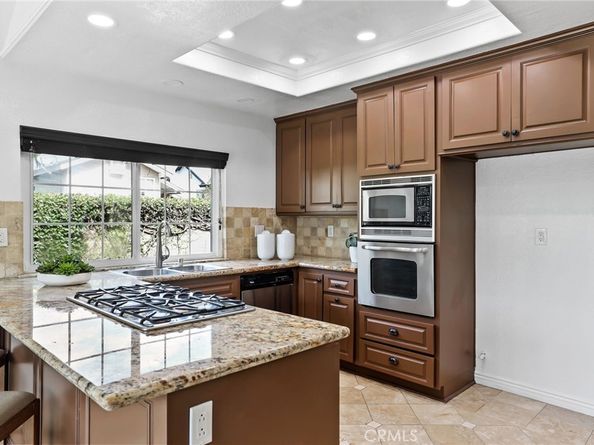 4 Aberdeen Street, Irvine CA 92620