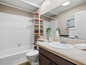 4 Aberdeen Street, Irvine CA 92620