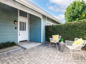 4 Aberdeen Street, Irvine CA 92620