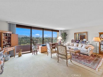 24055 Paseo Del Lago