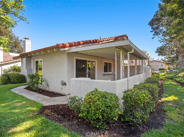 5011 Duverney, Laguna Woods CA 92637