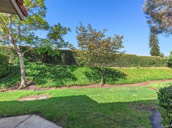 5011 Duverney, Laguna Woods CA 92637