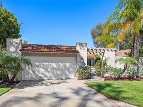 5011 Duverney, Laguna Woods CA 92637