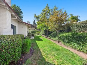 5011 Duverney, Laguna Woods CA 92637