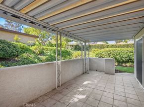 5011 Duverney, Laguna Woods CA 92637