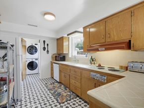 1010 W 21st Street, Santa Ana CA 92706