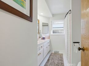 1010 W 21st Street, Santa Ana CA 92706