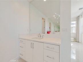 131 Reyes Alley, Lake Forest CA 92630