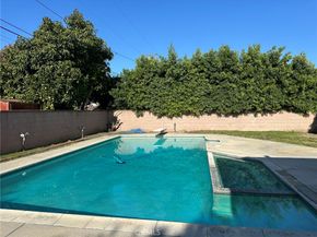 9519 La Reina, Downey CA 90240