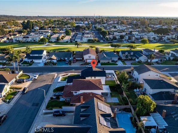 21211 Binghampton Circle, Huntington Beach CA 92646