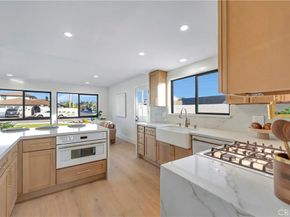 21211 Binghampton Circle, Huntington Beach CA 92646