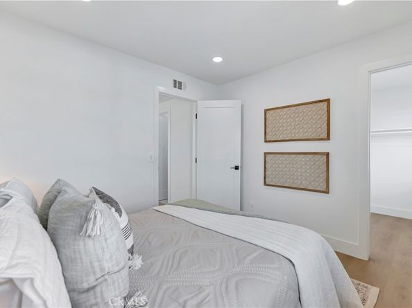 21211 Binghampton Circle, Huntington Beach CA 92646