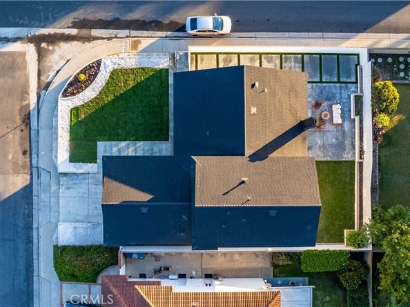 21211 Binghampton Circle, Huntington Beach CA 92646