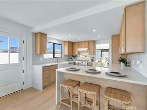 21211 Binghampton Circle, Huntington Beach CA 92646