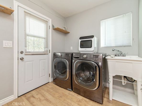 922 N 4th Avenue, Upland CA 91786