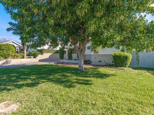 922 N 4th Avenue, Upland CA 91786