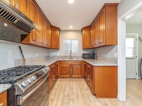 922 N 4th Avenue, Upland CA 91786