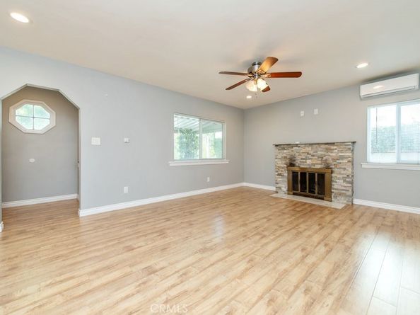 922 N 4th Avenue, Upland CA 91786