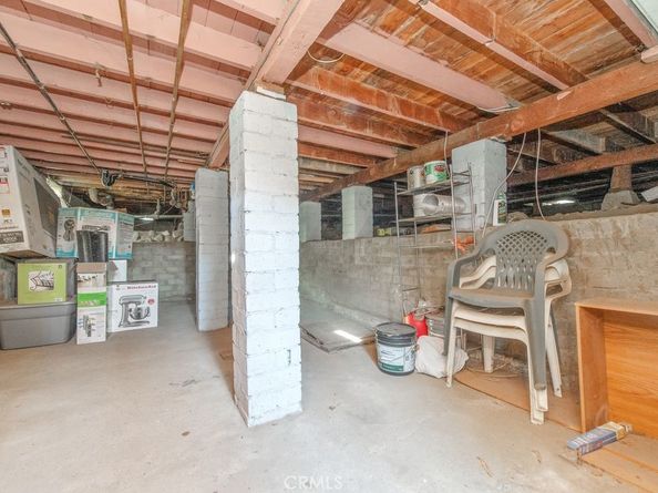 922 N 4th Avenue, Upland CA 91786