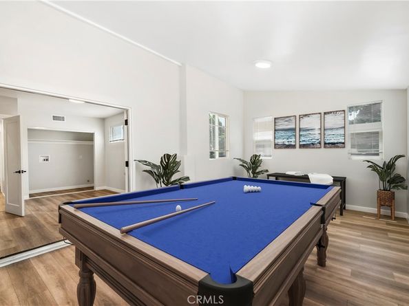5157 6th Avenue, Los Angeles CA 90043