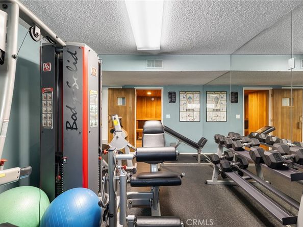 1940 N Highland Avenue 2, Los Angeles CA 90068