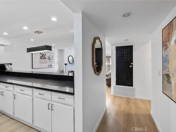 1940 N Highland Avenue 2, Los Angeles CA 90068